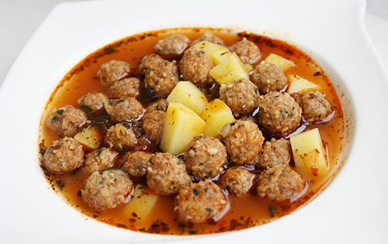 Köfte Çorbası Köfte Çorbası